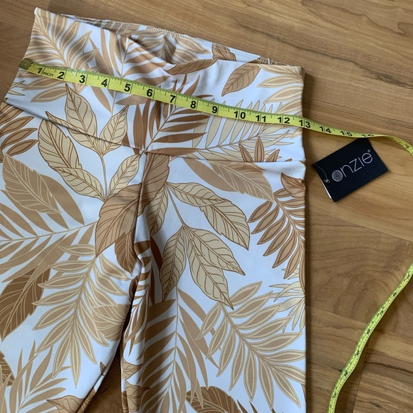 NWT Desert Palm Patterned Tights: Onzie - Picture 7 of 15